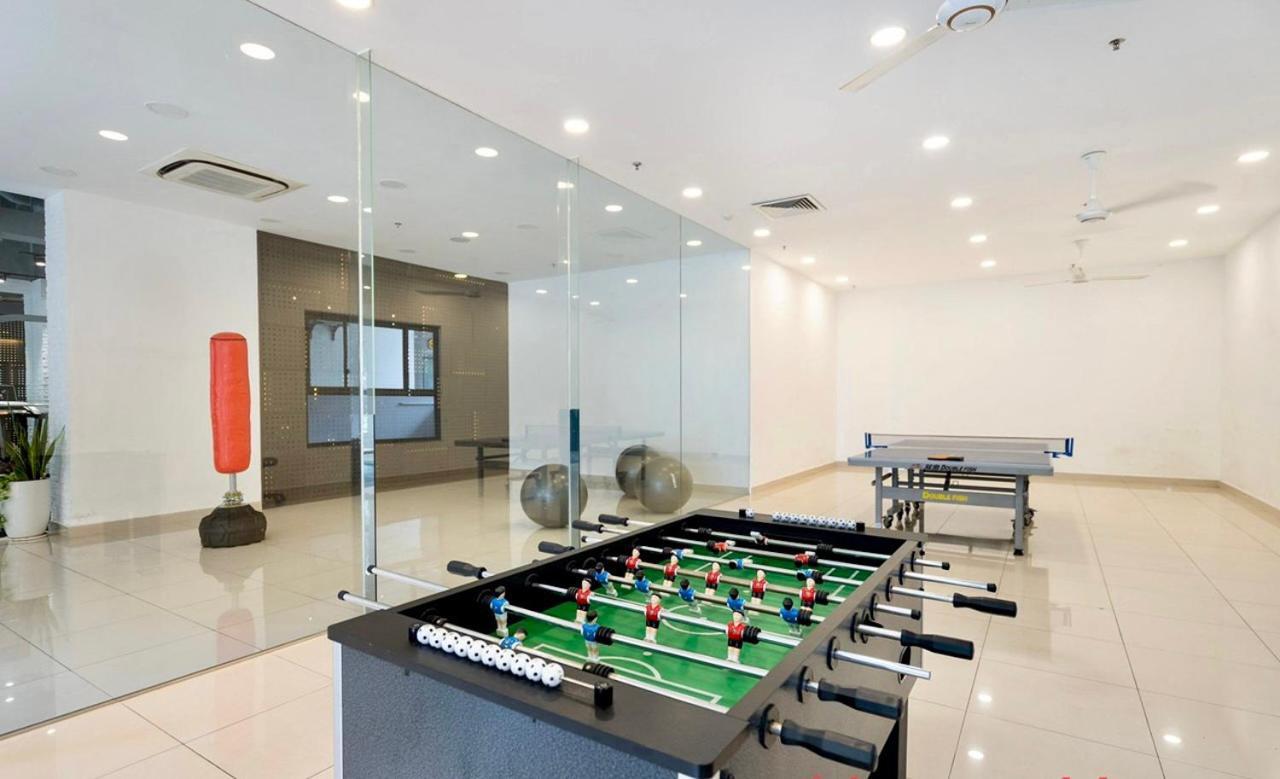 Botanica Premier - Near Tan Son Nhat Airport - 5 Minutes -