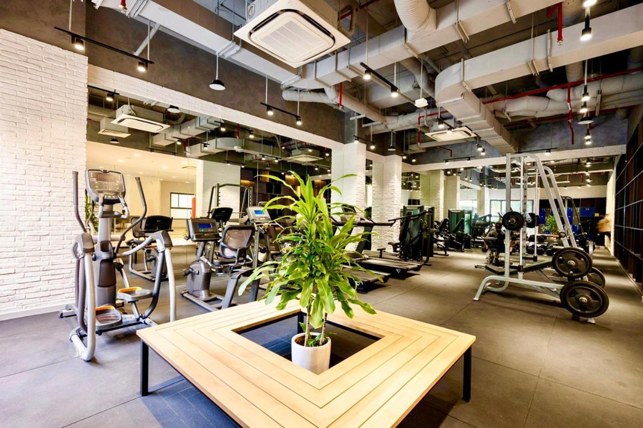 Botanica Premier - Near Tan Son Nhat Airport - 5 Minutes -